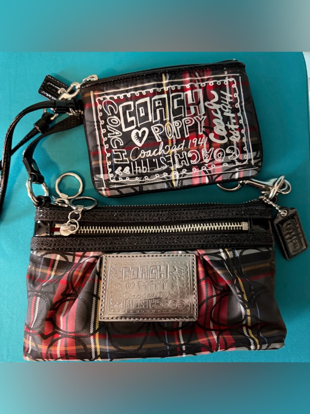 Coach Red & Black Plaid Poppy Wristlet set Y2k